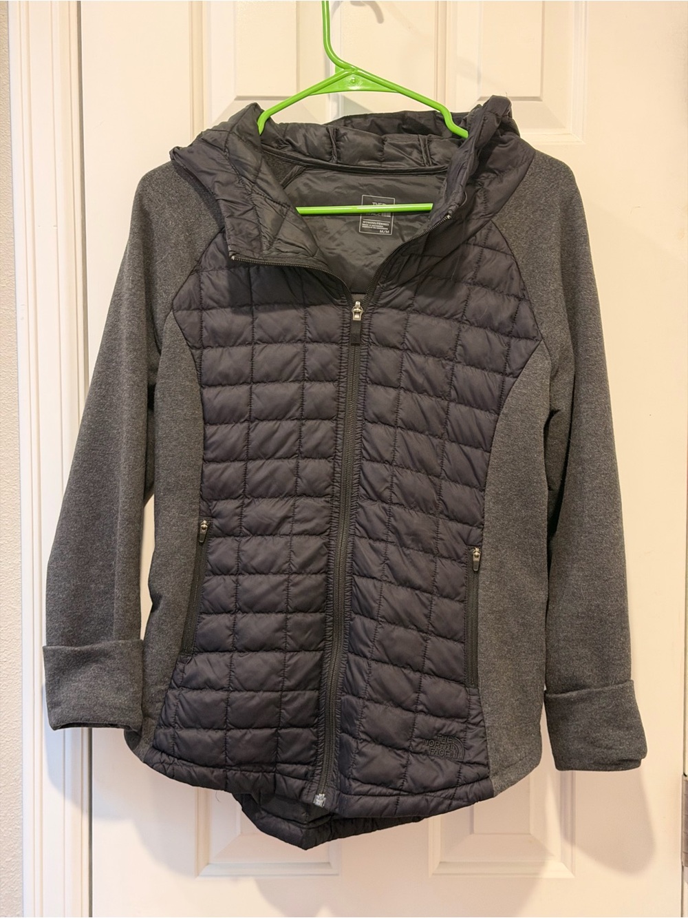 The North Face Women's Gray Quilted Hooded Jacket